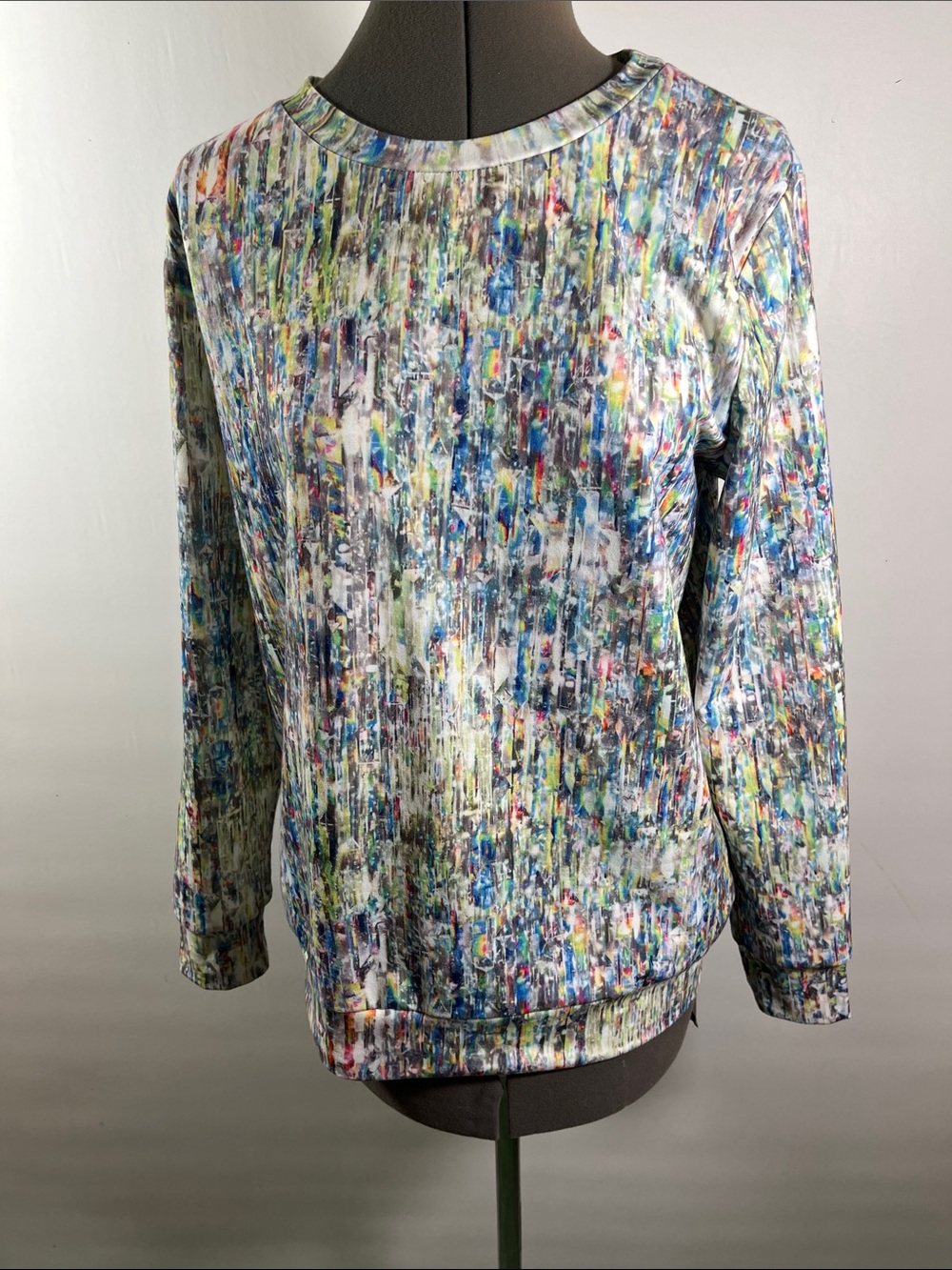 Abstract Multi-Color Crewneck Long Sleeve Heavy Top 100% Polyester Size M